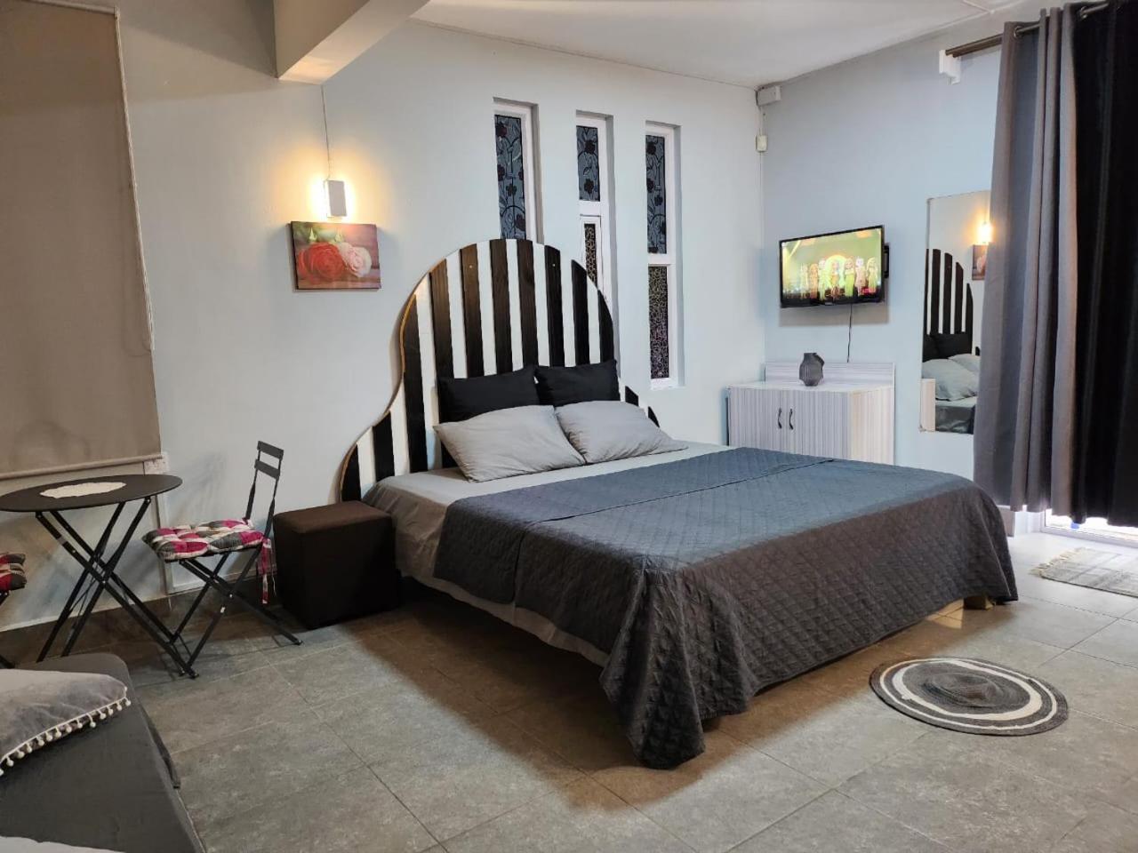 Вилла Piscines Privees Et Chauffees, Private Heated Pools Гранд-Бэй Экстерьер фото